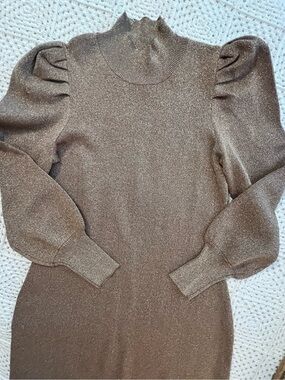 Melonie Gold Long Puff Sleeve Sweater Dress Sz L